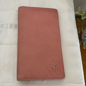 EUC Authentic 💯 Chanel Camila Light Pink Bifold With Seal